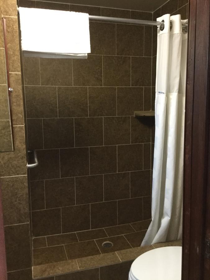 Best Motel Toledo Exterior photo